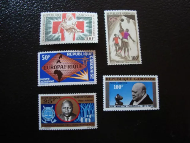 GABON - timbre - yvert et tellier aerien n° 36 a 40 n** (A7) stamp