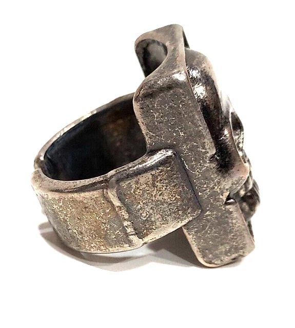Ring - Phantom Type Skull Ring - Sterling Silver -Size 5.75 2