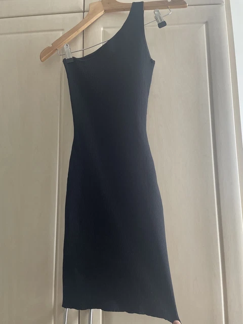 strapless open back dress BERSHKA BURGUNDY KNITTED DRESS  Rewear