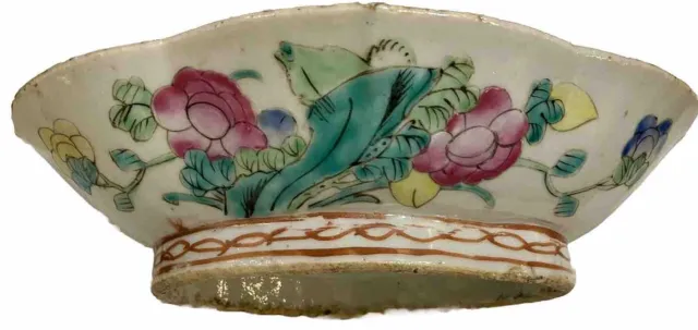 Antique Chinese Porcelain Qing Dynasty Hand Painted Famille Rose Low Bowl. Read!