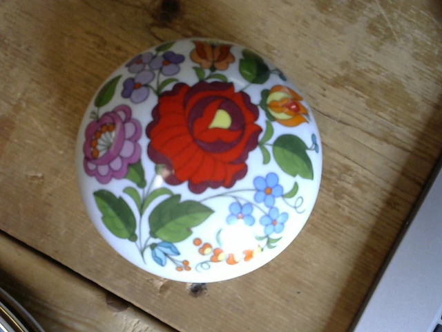 Kalocsa Hungary Porcelain Hand Painted Floral Covered Trinket Box Dish 5"