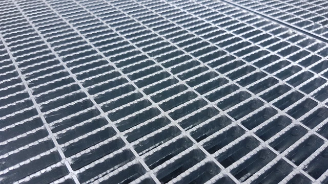 Gitterroste 600 x 1000 mm | TS: 30/2 mm | MW: 30/30 mm Gitterroste 600 x 1000 mm | TS: 30/2 mm | MW: 30/30 mm