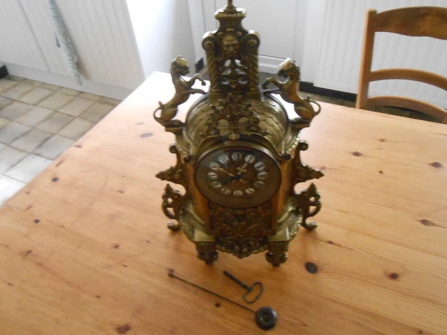 Pendule Ancienne à Poser En Bronze