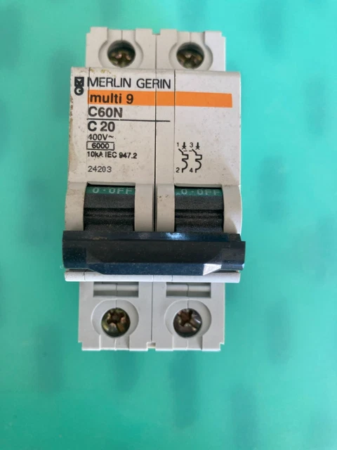 DISJONCTEUR 4 POLES MERLIN GÉRIN C60N C32 10KA 400V (24231) Montpellier