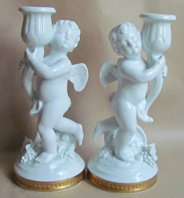 VISTA ALEGRE WHITE GLAZED PORCELAIN - PAIR OF CHERUB CANDLESTICKS (Ref6469)