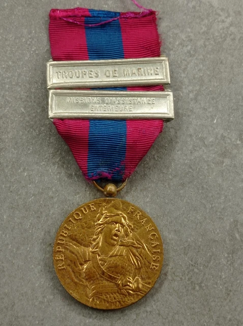 Medal Decoration Defence National With Fret Neck REF07013J