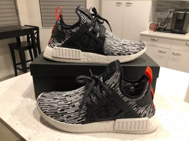 Adidas nmd xr1 cheap glitch camo oreo