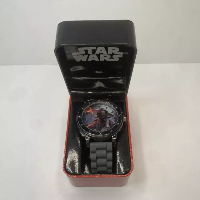 Star Wars: Episode VII- The Force Awakens Kylo Ren Gray Silicone Strap Watch NEW