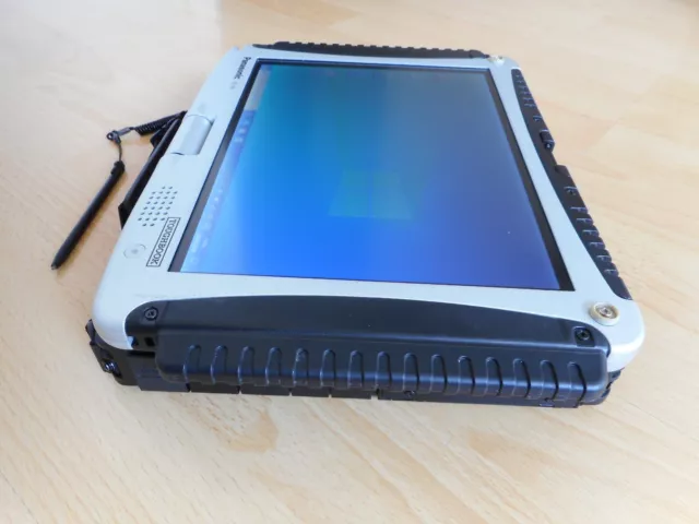 Panasonic TOUGHBOOK CF-19 MK7 i5 @2.70 GHz, 8Go, SSD 512 Tactile RS232 Azerty 4G 3