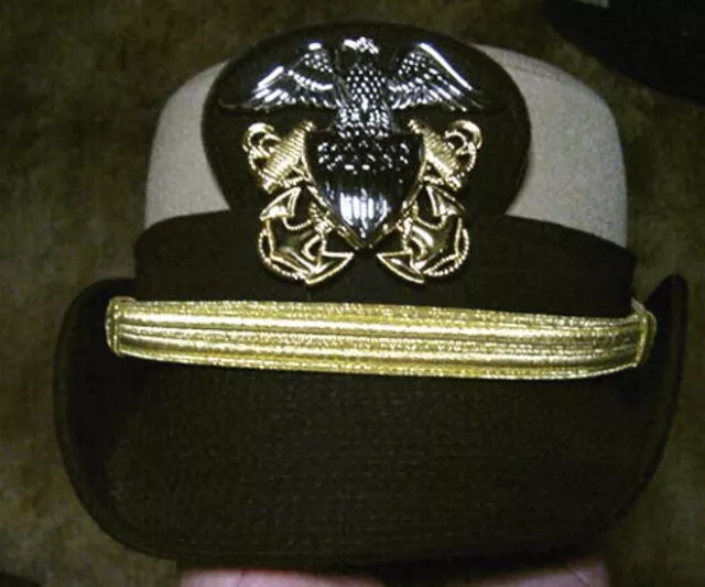 US Navy Female Officer Dress Hat With Eagle Badge Size 20 1/2