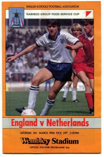 England vs Netherlands 1986 Schoolboys U - 15 Football Wembley Programme