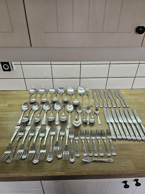 ARTHUR PRICE JOHN Mason - Kings Pattern Cutlery Set Canteen