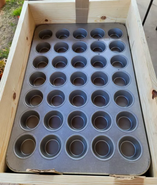 3 Chicago Metallic Muffin Pans Heavy Duty Commericial Makes 35 Heavy Duty