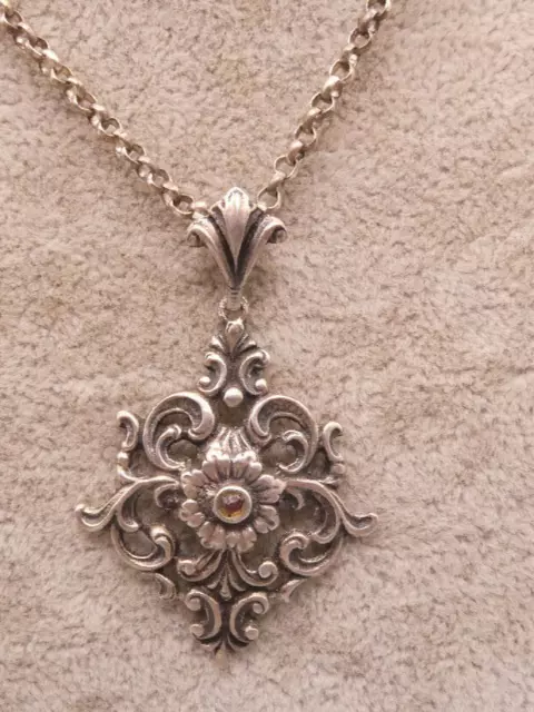 Anhänger Charm Halskette Silber 835 floraler alter Trachtenschmuck mit Granat
