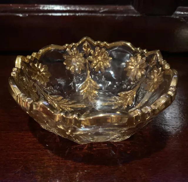Vintage Antique RAREScallop Rim Gold Gilt Pressed Glass Small Fruit Berry Bowl