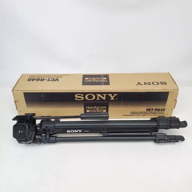 Sony VCT-R640 Lightweight Extendable Video Tripod