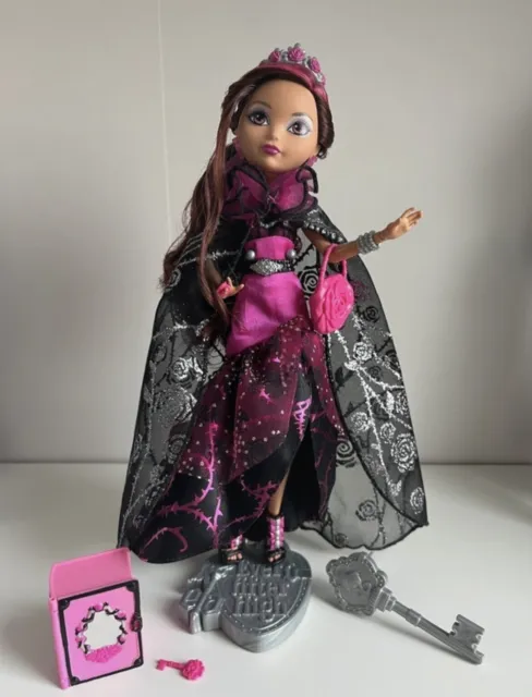 Ever After High Briar Beauty Legacy Day Doll/Puppe