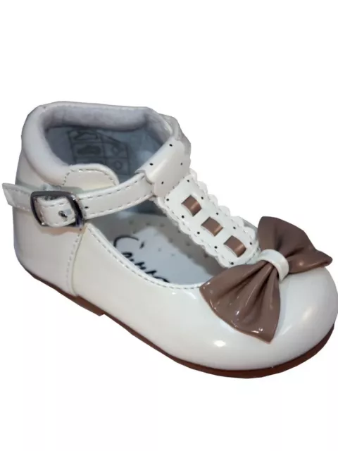 Girls Baby  Patent TBar Bow Shoes Sevva Occasion Spanish Toddler Cream/camel Uk4