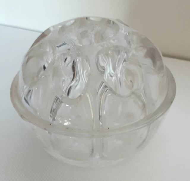 Ancien Petit Pique Fleurs En Verre Reims France  9 Trous  - Tbe