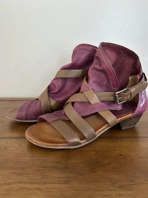 Miz Mooz Cassidy Womens 39EU 8.5US Brown Purple Strappy Leather Sandals