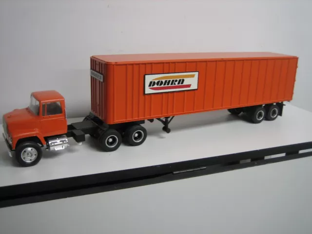 BUILT Vintage Model Truck Ford Semi Truck With Trailer 1/25