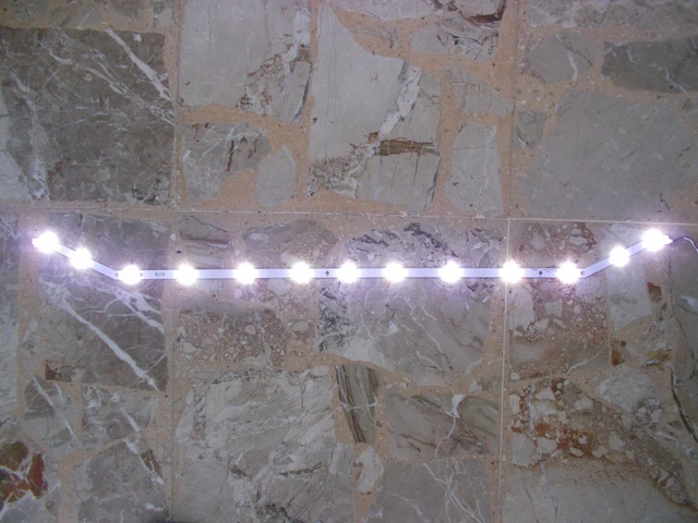 Kit STRISCIA LED + INVERTER + CAVI X MONITOR DA 15"A 27 - Foto 2