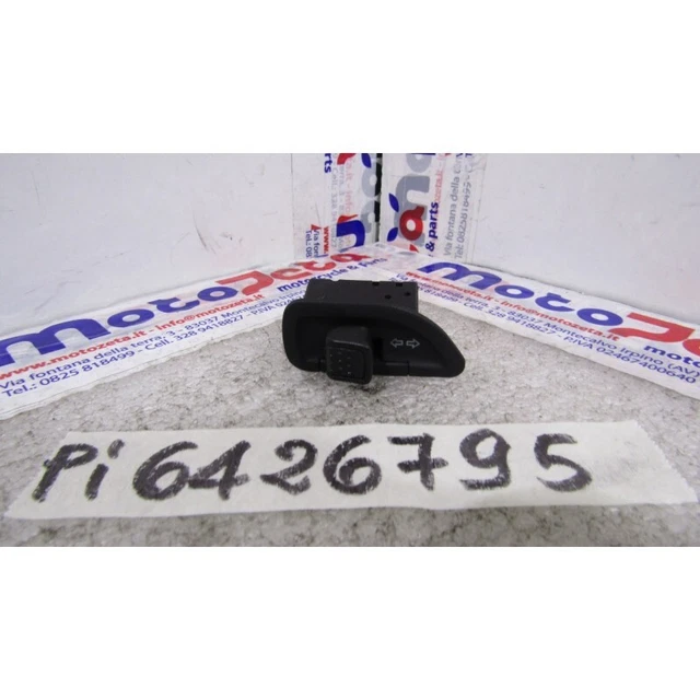Clignotant Avant Droit Compatible Piaggio Beverly 500 Cruiser E3 - Marque V PARTS - Neuf Avec étiquettes