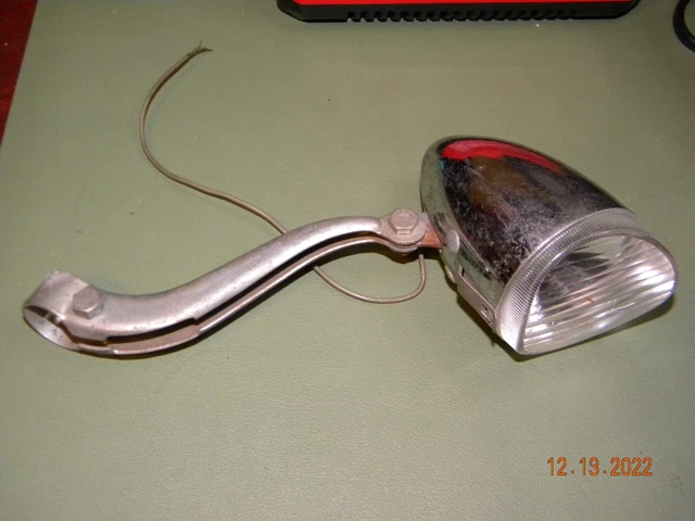 bicycle light generator