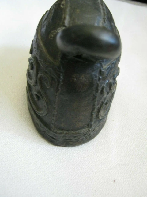 SIGNED Mid-Late 1800s MANDALAY hka-lauk Bronze BUFFALO BELL 3" x 2.5" x 1.75" 8