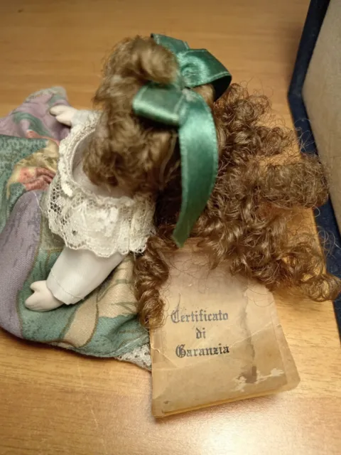 Bambola In Bisquit Porcellana vintage con certificato di garanzia + scatola 3