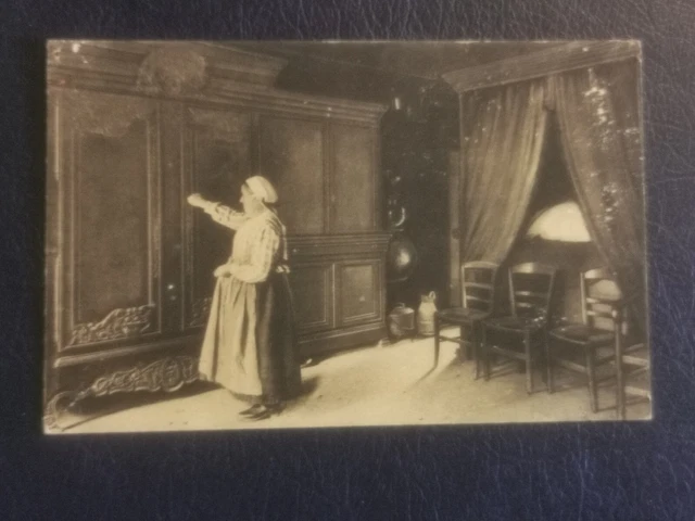 Personnages - N°10728 W -cpa la Normandie Pittoresque