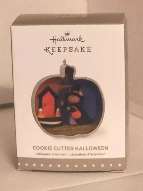 Hallmark Keepsake 2015 Halloween Ornament Cookie Cutter Mouse NIB