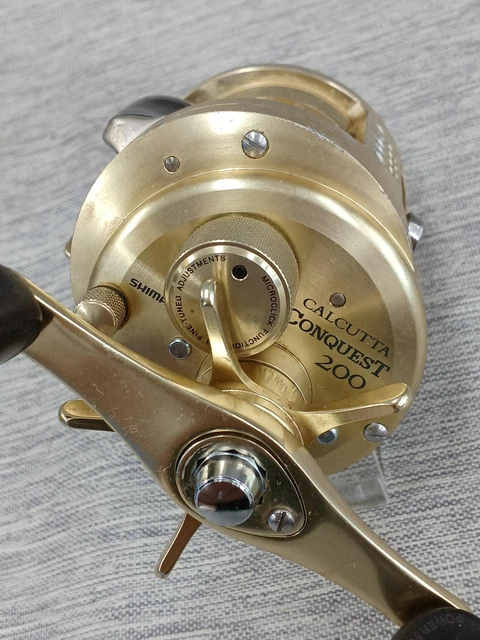 SHIMANO CALCUTTA CONQUEST 200 Fishing Reel Tackle Used JP