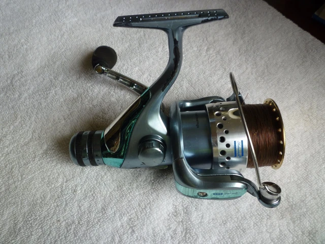 SHAKESPEARE POWERPLAY 2512 040 Rear Drag Fixed Spool Fishing Reel £9.50 ...