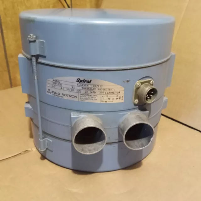 EG&G Rotron SL4A52F Spiral Regenerative Blower 370V 3.5A 037112 50-60 HZ 25 MFD