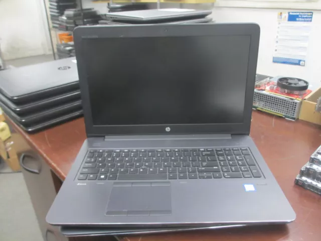 HP ZBook 15 G4 15.6" i7-7820HQ 2.9GHz 16GB/256GB m2 SSD UBUNTU Laptop +AC