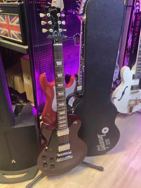 Gibson Les Paul Studio Left Handed in Wine Red