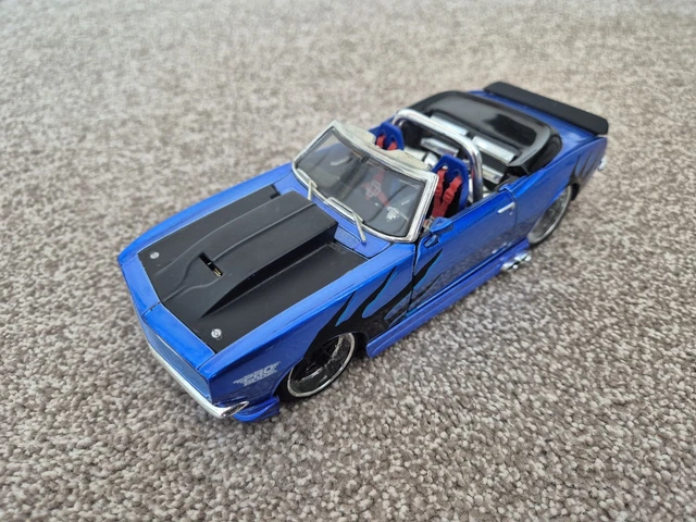MAISTO - Chevrolet Camaro SS 396 Cabriolet - 1967-1/18