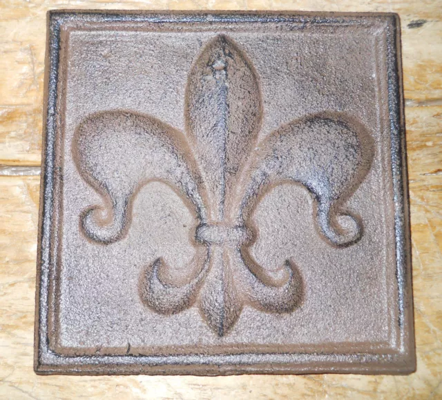 Cast Iron FLEUR DE LIS Plaque Finial Garden Sign Home Wall Decor Rustic Brown