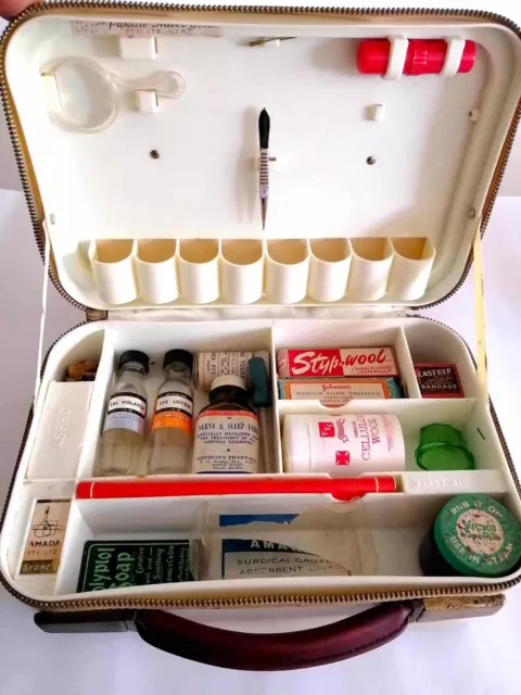 Vintage 1960s AMADA FIRST AID KIT w/ Original Contents Glass Bottles - medical