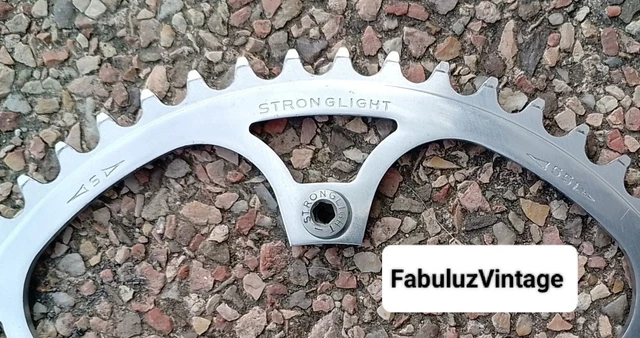 Couronne 52 Dents DERBI Senda PEUGEOT XP6 - Alésage 105mm 6T /// en Stock sur