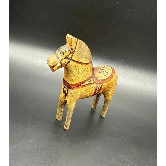 Figura antigua de caballo Dala Suecia hecha a mano arte popular pintada a mano juguete ecuestre