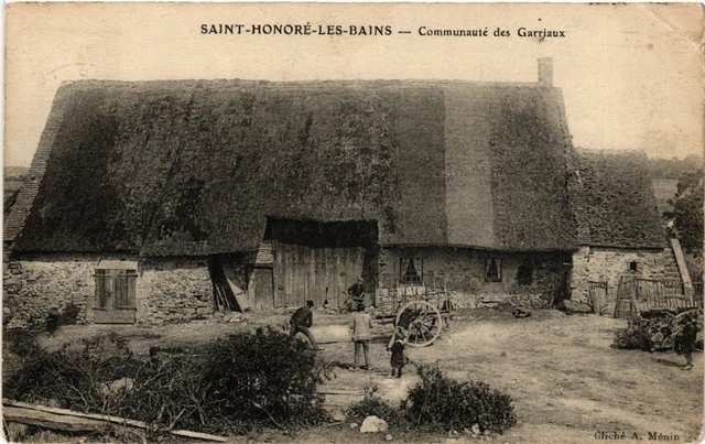 CPA St-HONORÉ-les-BAINS - Communaute des Garrjaux (518169)