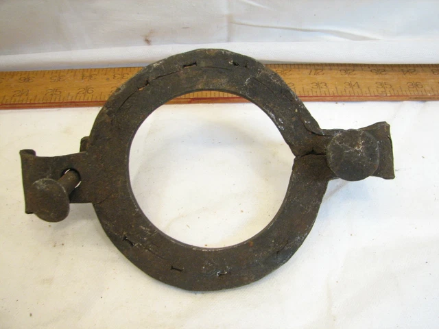 Blacksmith Hand Forged Conestoga Covered Wagon Iron Chain Ring Guide Ornate Tool