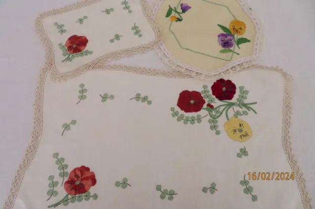 Group of Three Expertly Hand Embroidered Vintage Table Mats with Pansies