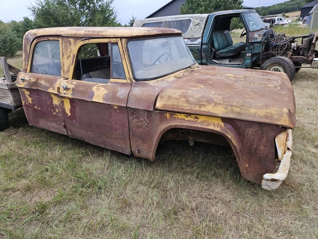 1969 Dodge D200 Crew Cab Rear Right Door 61-71 Sweptline 1969 Dodge D200 Crew Cab Rear Right Door 61-71 Sweptline