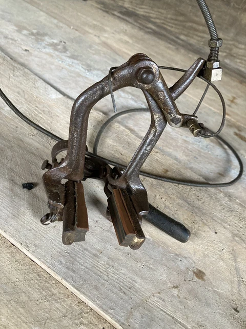 Frein arrière bowden le touriste 1923 course racer vélo ancien eroica old bike