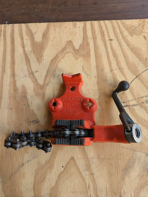 Ridgid BC-210A Bench Top Chain Pipe Vise 1/8 to 2-1/2" Cat No. 40185