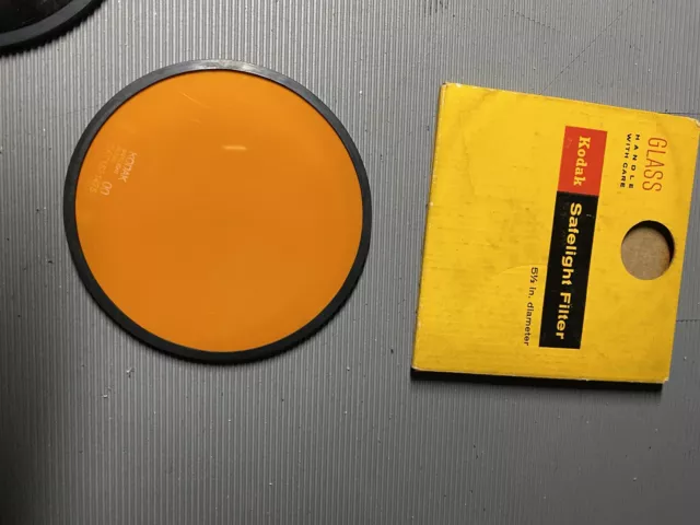 Kodak Safelight Filter Darkroom 5-1/2" Round #00 Orange/Gelb