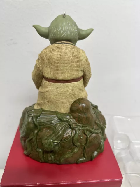 2020 Hallmark Star Wars Jedi Master Yoda-The Empire Strikes Back-Magic. WORKS! 3